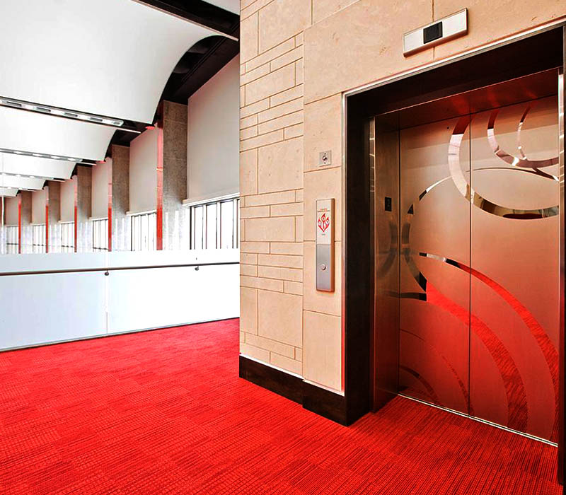 محصولات شرکت - انواع درب های مدرن آسانسور
