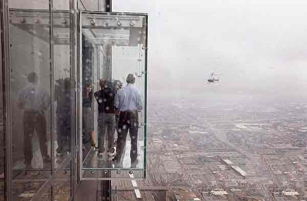  آسانسورهای شیشه ای